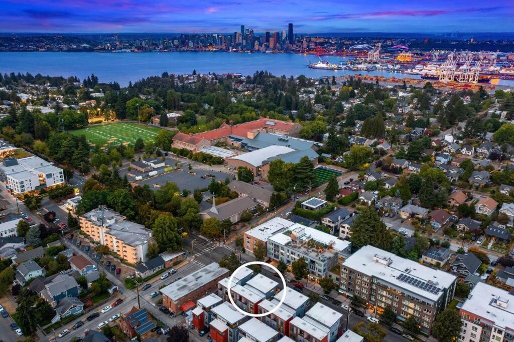 Casa vacanze West Seattle's Modern Townhome *