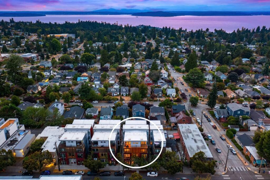 Hébergement de vacances West Seattle's Modern Townhome Seattle